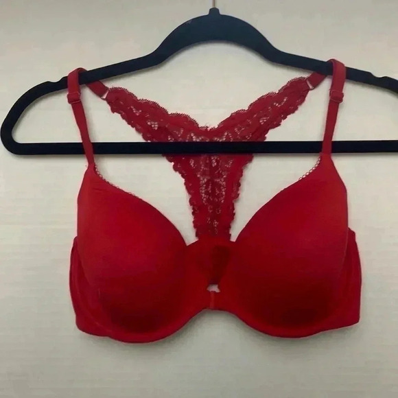 Victoria Secrets BODY BY VICTORIA Lightly-Lined Demi Bra - Picture 1 of 6